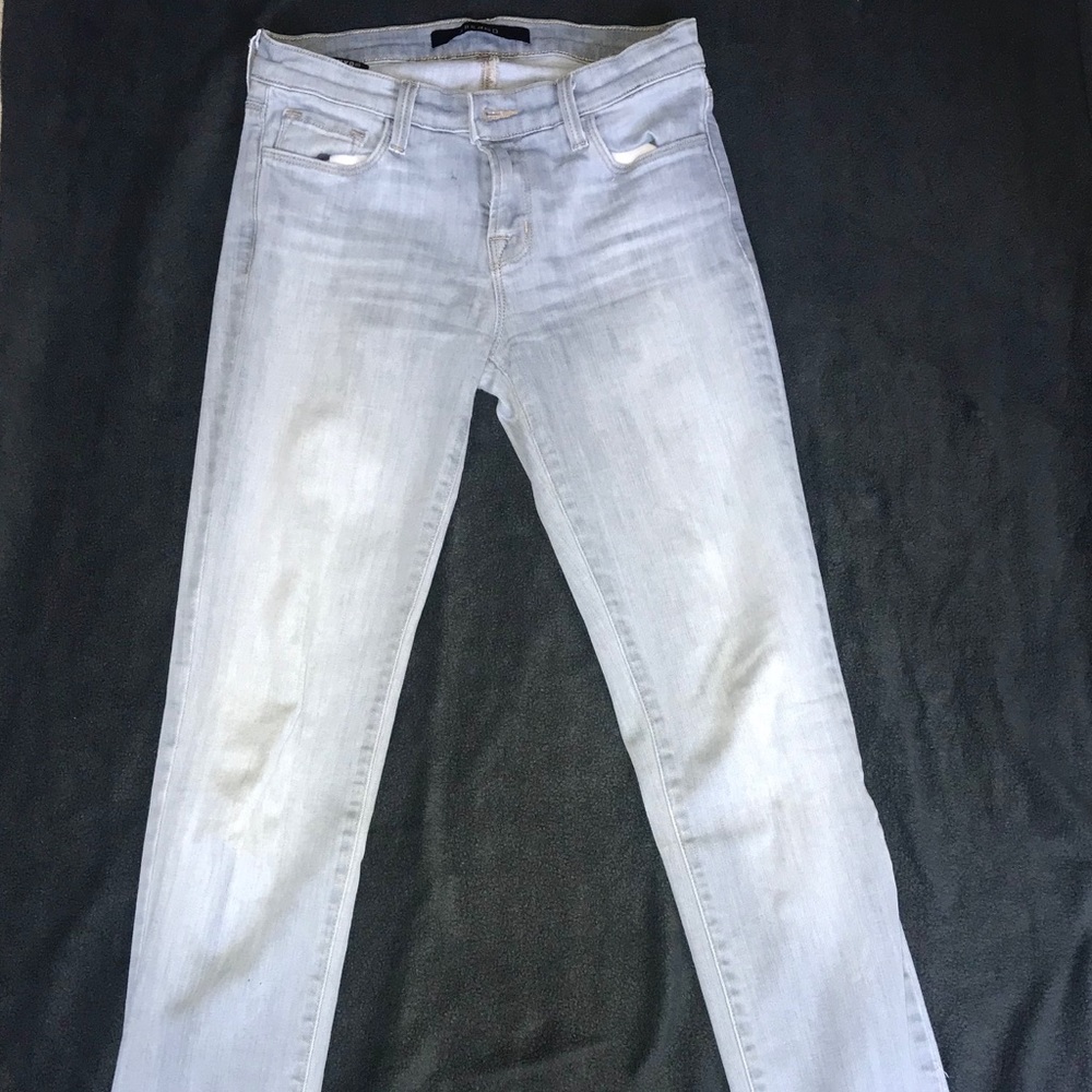 Size 26 JBRAND jeans! Only worn twice. Great shape